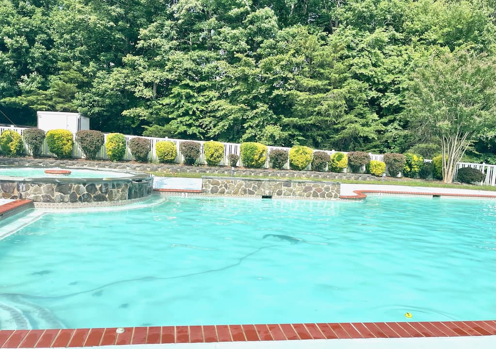 pool-image2